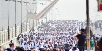 بالفيديو والصور موكب (آل الصدر) ينطلق نحو الخضراء استعداداً لإحياء مراسيم التاسع من محرم