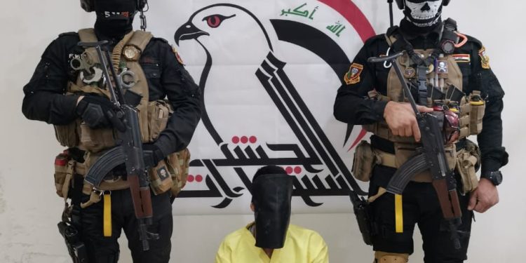 الاطاحة بشبكة تتاجر بالآثار جنوبي بغداد