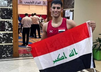 ملاكم عراقي يتأهل الى دور نصف نهائي بطولة العرب للملاكمة
