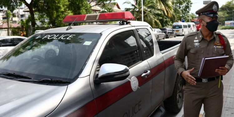 الشرطة التايلاندية تنقذ امرأة علقت 3 أيام بالحمّام ,, كتبت وصيّتها على الجدران ,,