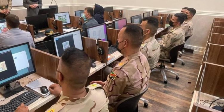 مباحثات لتنسيق “التعاون المشترك” بين (رئيس جامعة الدفاع العراقية ونظيره الإيراني)