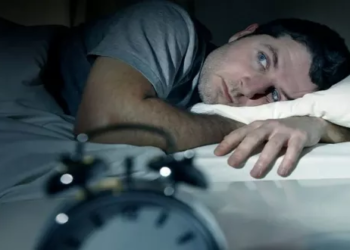 الكشف عن “تأثيرا مفاجئا” لقلة النوم