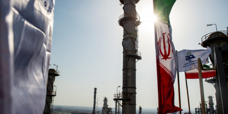 العراق استورد 34 ألف طن من البنزين الايراني في 4 أشهر