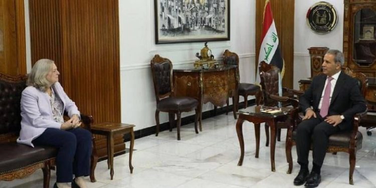 فائق زيدان يلتقي السفيرة الامريكية إيلينا رومانوسكي