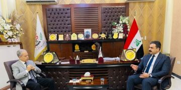 الوائلي يبحث مع الهيتي سبل القضاء على عمليات (تهريب الادوية والمستلزمات الطبية)