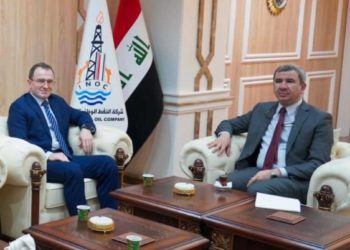 وزير النفط يشدد على “تعزير التعاون مع الشركات العالمية” في مجال الطاقة