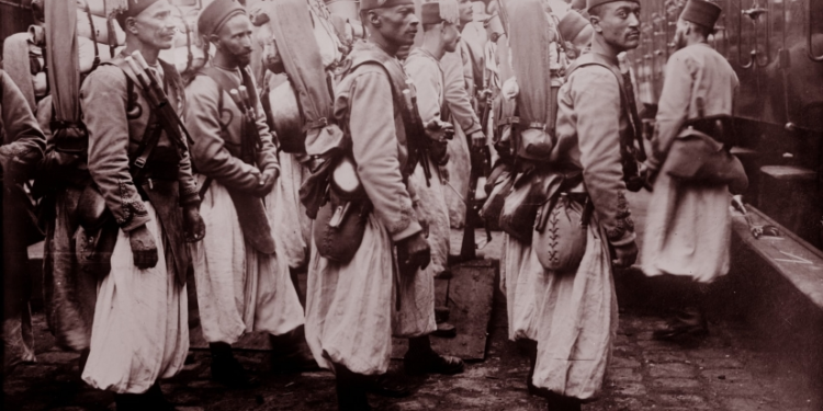 قصة جيش المسلمين المغاربي الذي حرر أوروبا من النازية بالحرب العالمية الثانية (تجاهل الغرب تاريخهم)