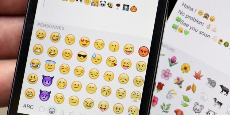 “إلايـــموجي” لغة عالمية تختصر الكلمات لنقل الأفكار والأحاسيس