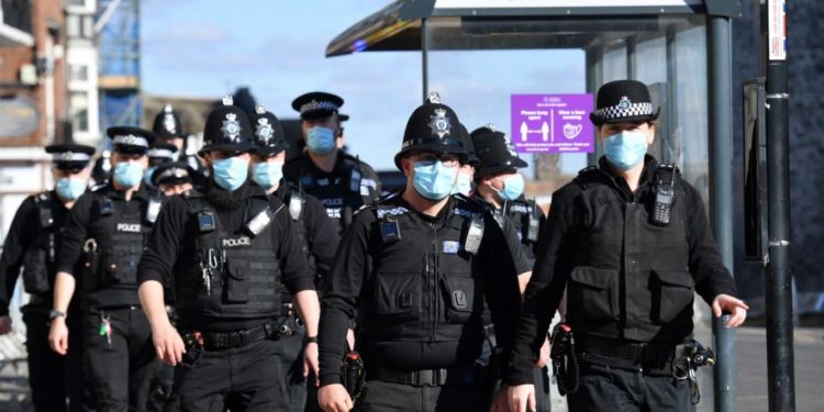 بريطانيا تعتقل أحد أعضاء “خلية البيتلز” التابعة لـــداعش