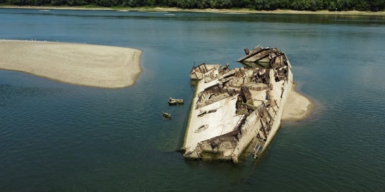 الجفاف يكشف عن سفن ألمانية في الدانوب تعود إلى الحرب الثانية