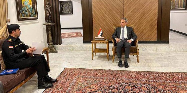 فائق زيدان يلتقي الزهيري .. التظاهر السلمي حق مكفول شرط عدم الاعتداء على مؤسسات الدولة