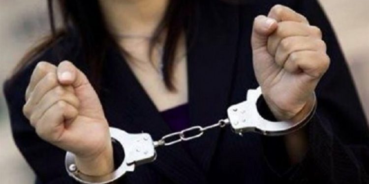 ضبط ممثلة تونسية شهيرة في أحضان عشيقها على فراش الزوجية