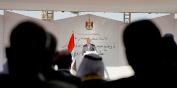 الكاظمي .. هناك جهود جبارة لإعادة إعمار مدينة الموصل