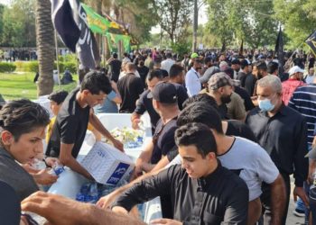 بالفيديو هتافات (متظاهري الإطار) امام الجسر المعلق المؤدي إلى المنطقة الخضراء