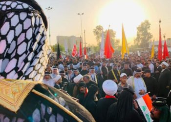 بالصور مظاهرات عارمة في محافظات الوسط والجنوب والموصل وديالى تأيدآ لمعتصمي البرلمان