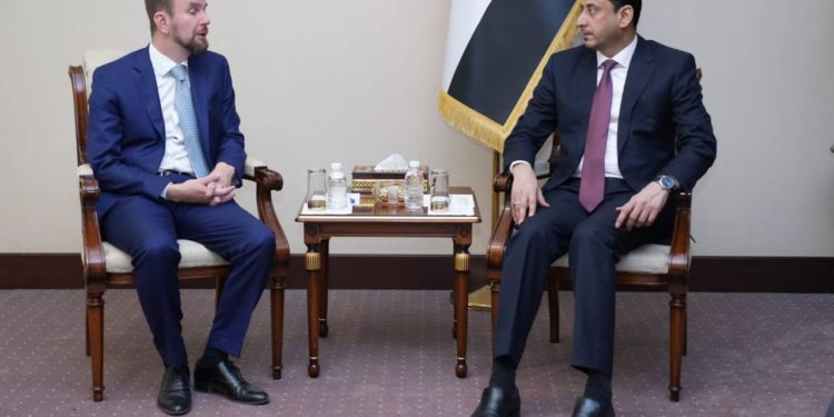 حميد الغزي  يستقبل سفير الاتحاد الأوربي لدى العراق