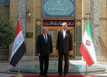 فؤاد حسين في إيران نقل رسالة شفهية من الكاظمي