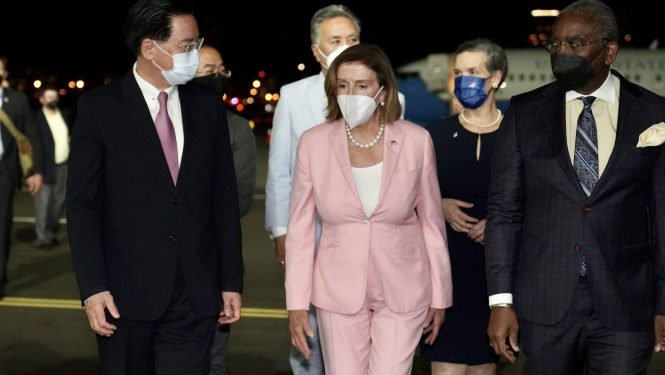 بيلوسي تعلن عن هدفها من زيارة تايوان