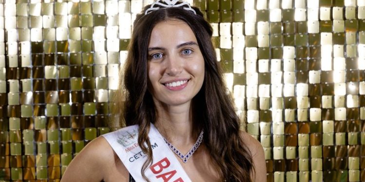 أول ملكة جمال بلا “مكياج” … ميليسا رؤوف