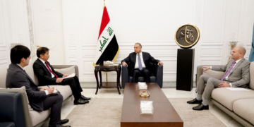 الكاظمي يستقبل السفير الياباني سوزوكي كوتارو