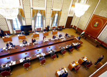 مجمل القرارات المتخذة في جلسة مجلس الوزراء لهذا اليوم