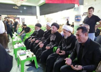 بصور وفد الصدر في مجالس عزاء  شهداء ثورة عاشوراء