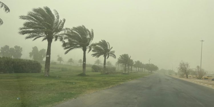 عاصفة ترابية تضرب العاصمة بغداد