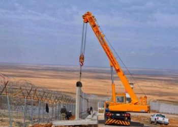 الاعلان عن إنجاز المرحلة الثانية من الجدار الكونكريتي بين العراق وسوريا وتركيا