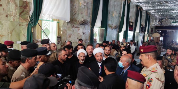 وفد يمثل السيد الصدر يصل إلى موقع حادث القطارة في كربلاء و يؤكد على إعادة تأهيلها وتكون تحت عناية الدولة