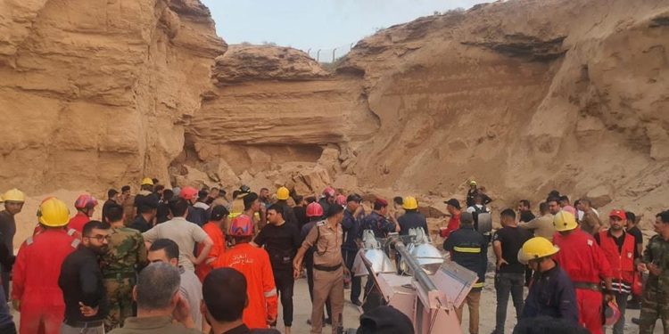 7 وفيات و 6 مصابين حصيلة انهيار التلة الترابية في “قطارة علي”