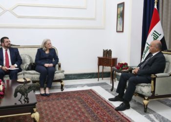 برهم صالح يلتقي السفيرة الأميركية