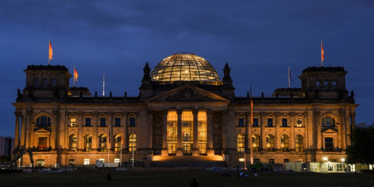 الحكومة الألمانية توافق على قانون “يقيــد التدفئة” بالبلاد استعداداً لشتاء قاسٍ