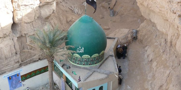 اكتشفت في الستينيات وانهارت في 2022 … تفاصيل تاريخية عن قطّارة الإمام علي