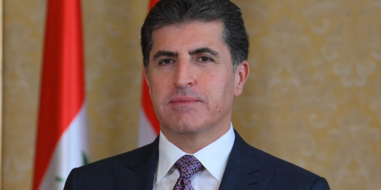 بارزاني يعرض المساعدة و يحذر من “المزيد من الفرقة وتعميق الأزمات” في بغداد