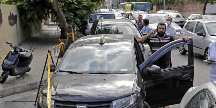  البنك المركزي اللبناني يرفع الدعــــم عن الوقود بشكل كامل