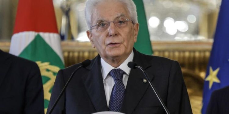 الرئيس الإيطالي يدعو إلى (تحرك أوروبي عاجل) للتعامل مع أزمة الطاقة