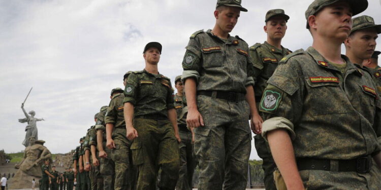 روسيا تركز على تجنيـــد “الأقليات العرقية” للحرب في أوكرانيا