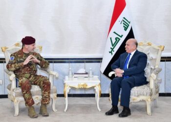 وزير الخارجية يبحث مع الناتو إمكانية توسيع مهام البعثة في العراق