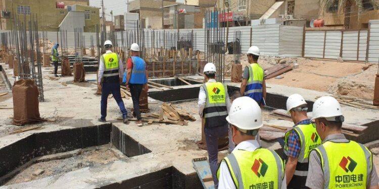 المباشرة بتهيئة مواقع المرحلة الثانية لمشروع الأبنية المدرسية￼￼