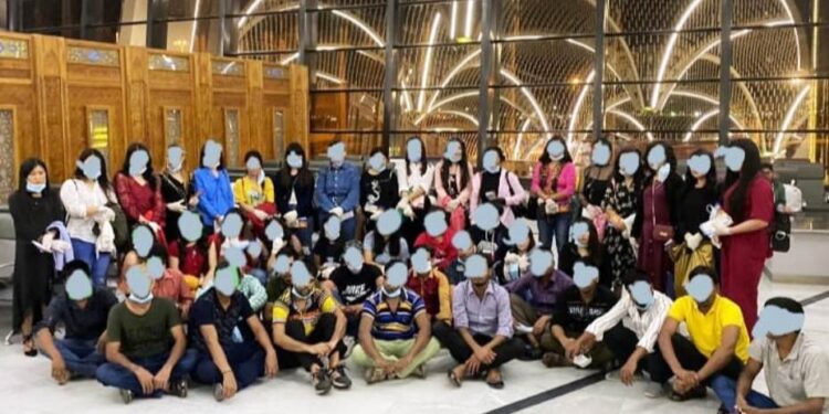 الداخلية تحذر الاجانب المتجاوزين على فترة الإقامة في العراق