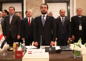 الحلبوسي .. أدعو لوثيقة باسمها تحل الأزمة