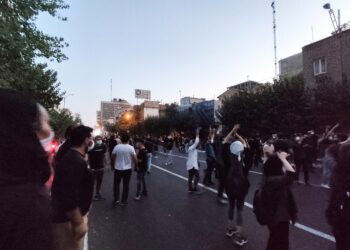 إسبانيا تستدعي سفير طهران على خلفية الاحتجاجات في إيران