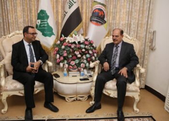 عماد جاسم يزور نقابة الصحفيين و يشيد بادائها المهني والاداري