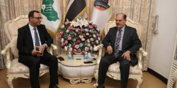 عماد جاسم يزور نقابة الصحفيين و يشيد بادائها المهني والاداري