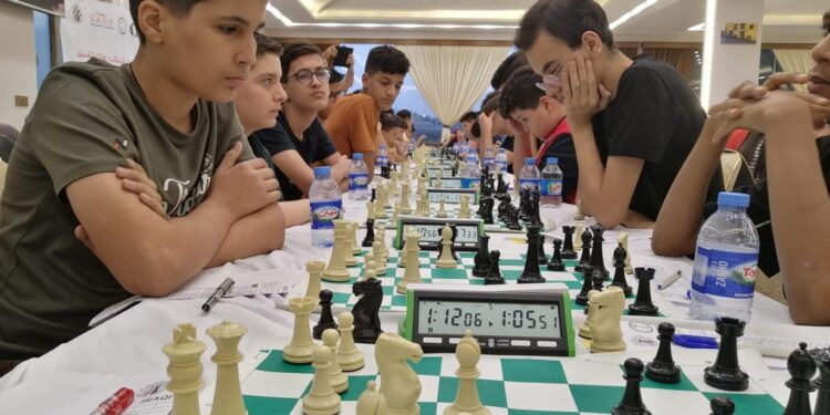 رقعة نظام في عالم يمور بالاضطراب … شطرنج العرب