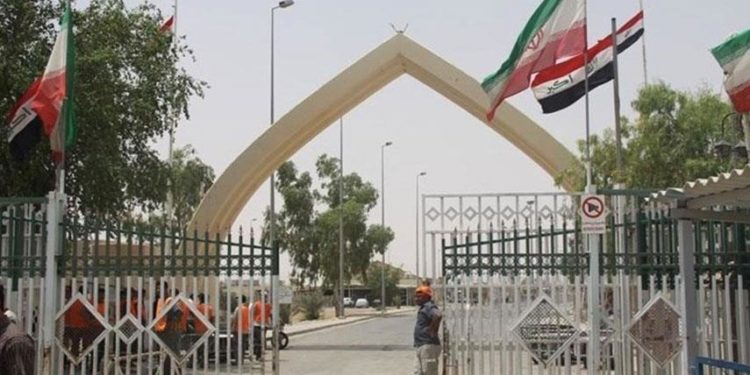 افتتاح منفذ المنذرية الحدودي مع إيران أمام الزائرين الوافدين