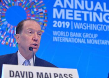 دعوات تطالب رئيس البنك الدولي بالاستقــــالة