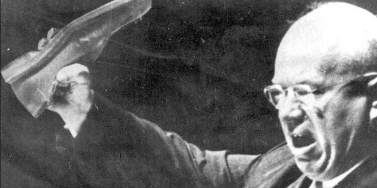 أبرز المواقف الغريبة في جلسات الأمم المتحدة عبر التاريخ