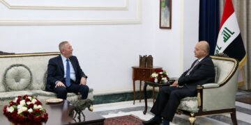 برهم صالح يستقبل السفير الأردني لدى العراق