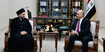 برهم صالح يستقل الحكيم لبحث التطورات السياسية في البلاد